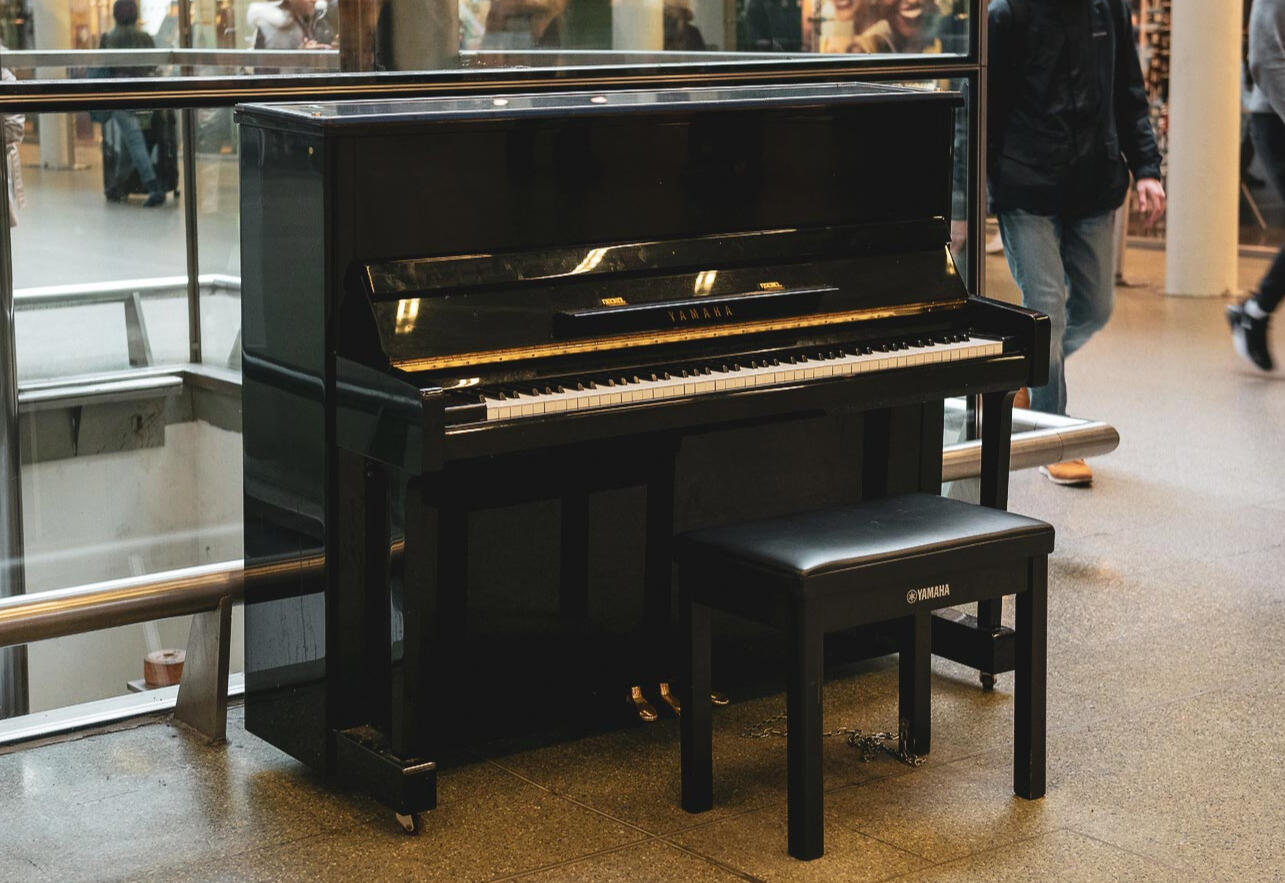 Elton's Yamaha Piano Gift to station